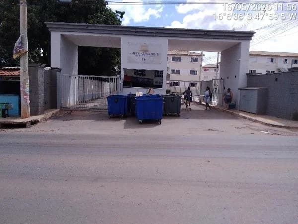 Apartamento - 2 Quartos - Valparaiso de Goias - Ocupado — foto 2