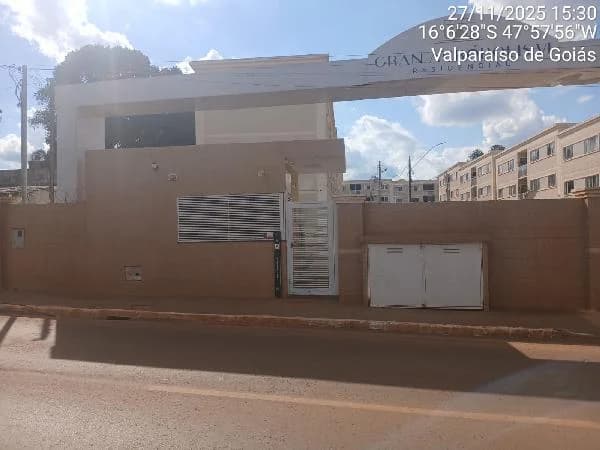 Apartamento - 2 Quartos - Valparaiso de Goias - Ocupado — foto 2