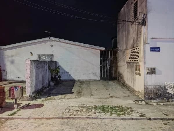 Casa - 2 Quartos - Abreu e Lima - Ocupado