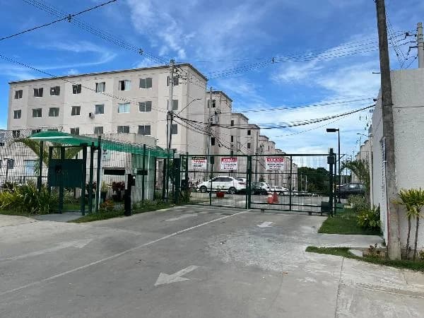 Apartamento - 2 Quartos - Salvador - Desocupado