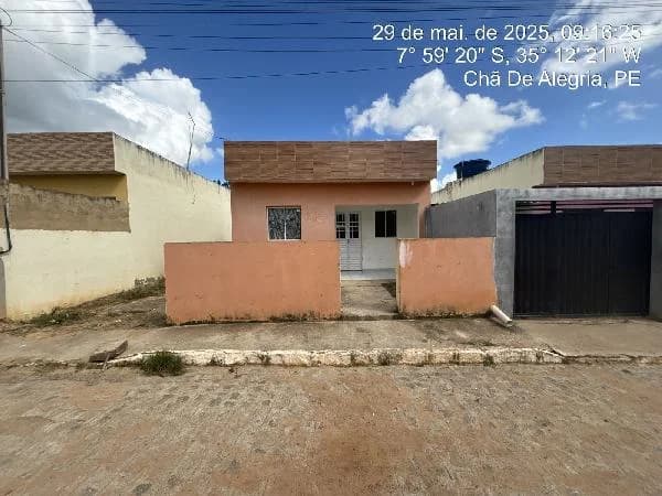 Casa - 2 Quartos - Cha de Alegria - Ocupado