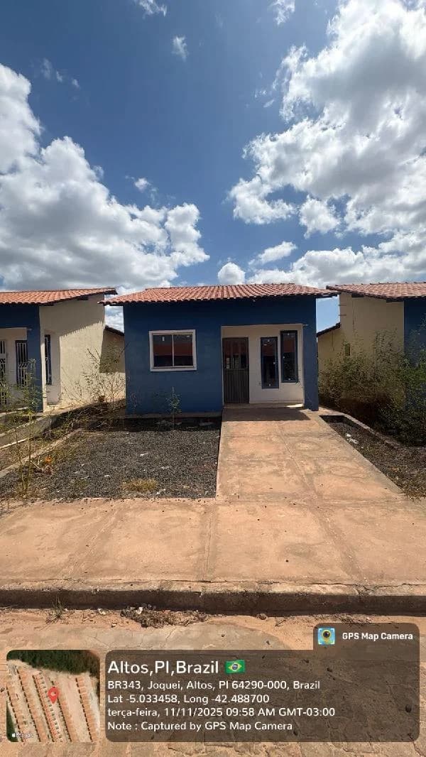 Casa - 2 Quartos - Altos - Desocupado