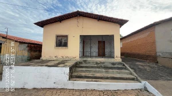 Casa - 3 Quartos - Sao Felix do Piaui - Desocupado