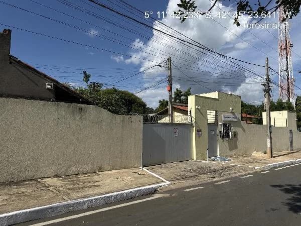 Casa - 3 Quartos - Teresina - Ocupado