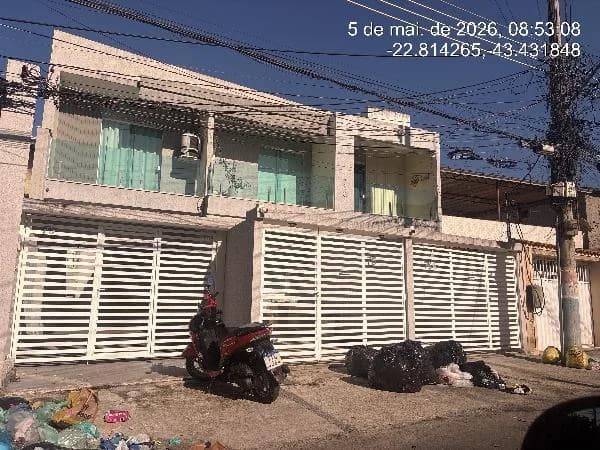 Prédio - 2 Quartos - Nilopolis - Ocupado