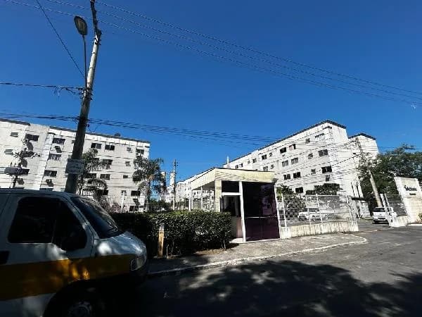 Apartamento - 2 Quartos - Queimados - Ocupado