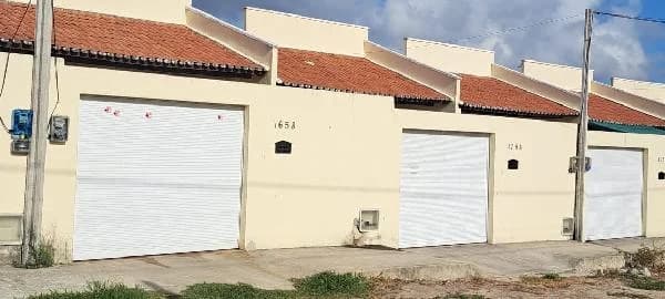 Casa - 2 Quartos - Horizonte - Ocupado