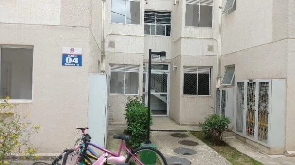 Apartamento - 2 Quartos - Rio de Janeiro - Desocupado