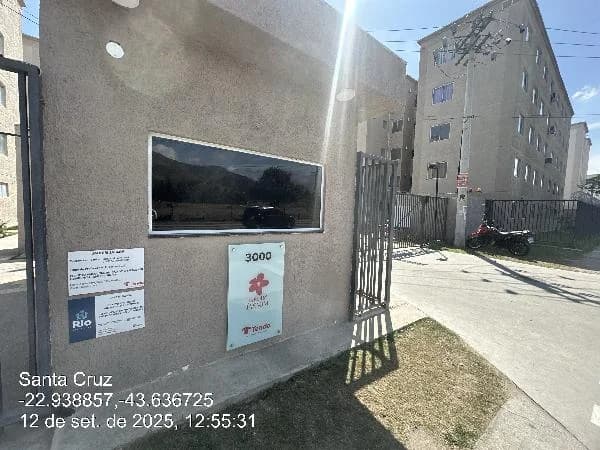 Apartamento - 2 Quartos - Rio de Janeiro - Desocupado