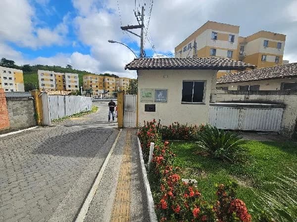 Apartamento - 2 Quartos - Sao Goncalo - Ocupado