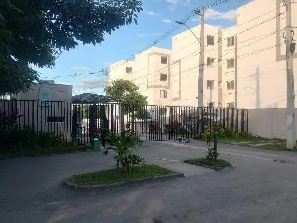 Apartamento - 2 Quartos - Sao Goncalo - Ocupado