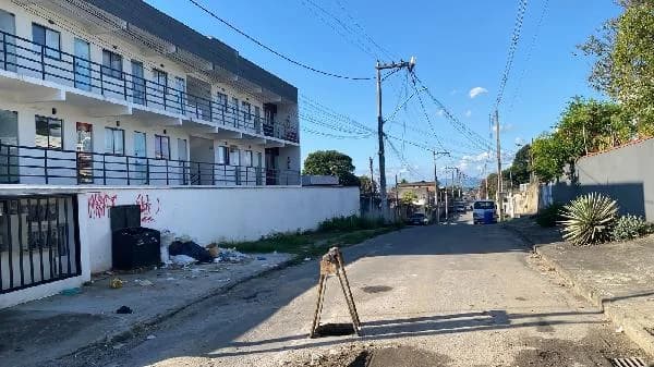 Apartamento - 2 Quartos - Sao Goncalo - Ocupado