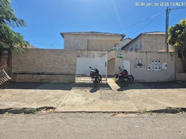 Apartamento - 2 Quartos - Cidade Ocidental - Ocupado