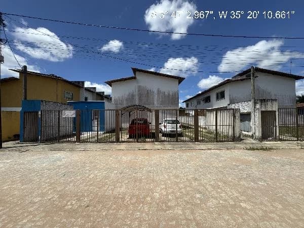 Casa - 2 Quartos - Sao Goncalo do Amarante - Ocupado