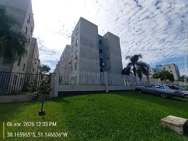 Apartamento - 2 Quartos - Porto Alegre - Desocupado
