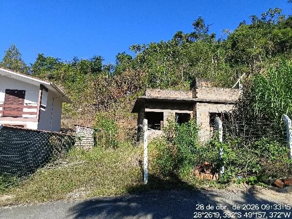 Casa - 2 Quartos - Tubarao - Ocupado