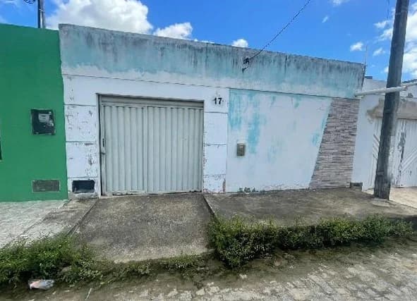 Casa - 2 Quartos - Poco Verde - Ocupado