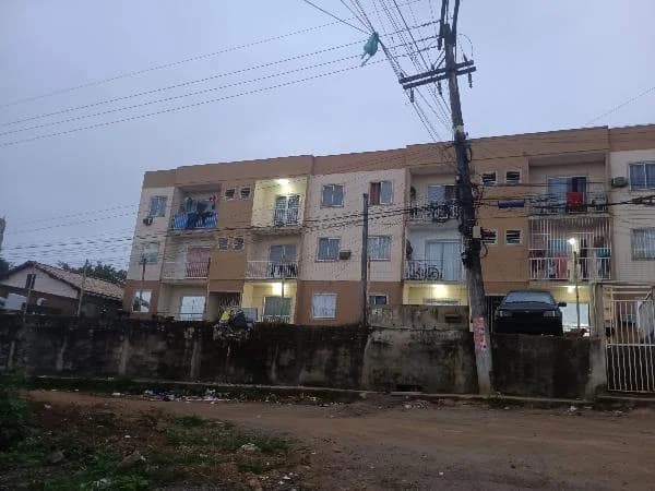 Apartamento - 2 Quartos - Sao Goncalo - Ocupado