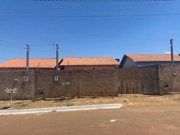 Casa - 2 Quartos - Cocalzinho de Goias - Ocupado