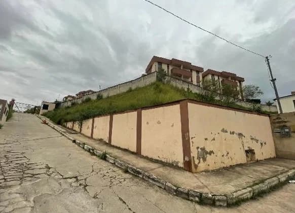 Apartamento - 2 Quartos - Conselheiro Lafaiete - Ocupado