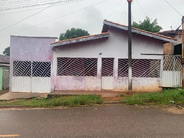 Casa - 3 Quartos - Goianesia do Para - Ocupado
